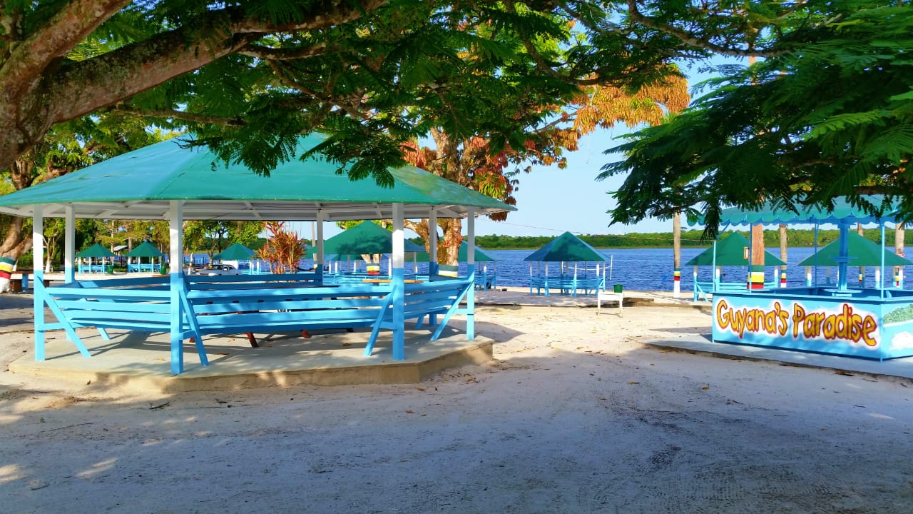 Essequibo Coast (Anna Regina) & Lake Mainstay Tours